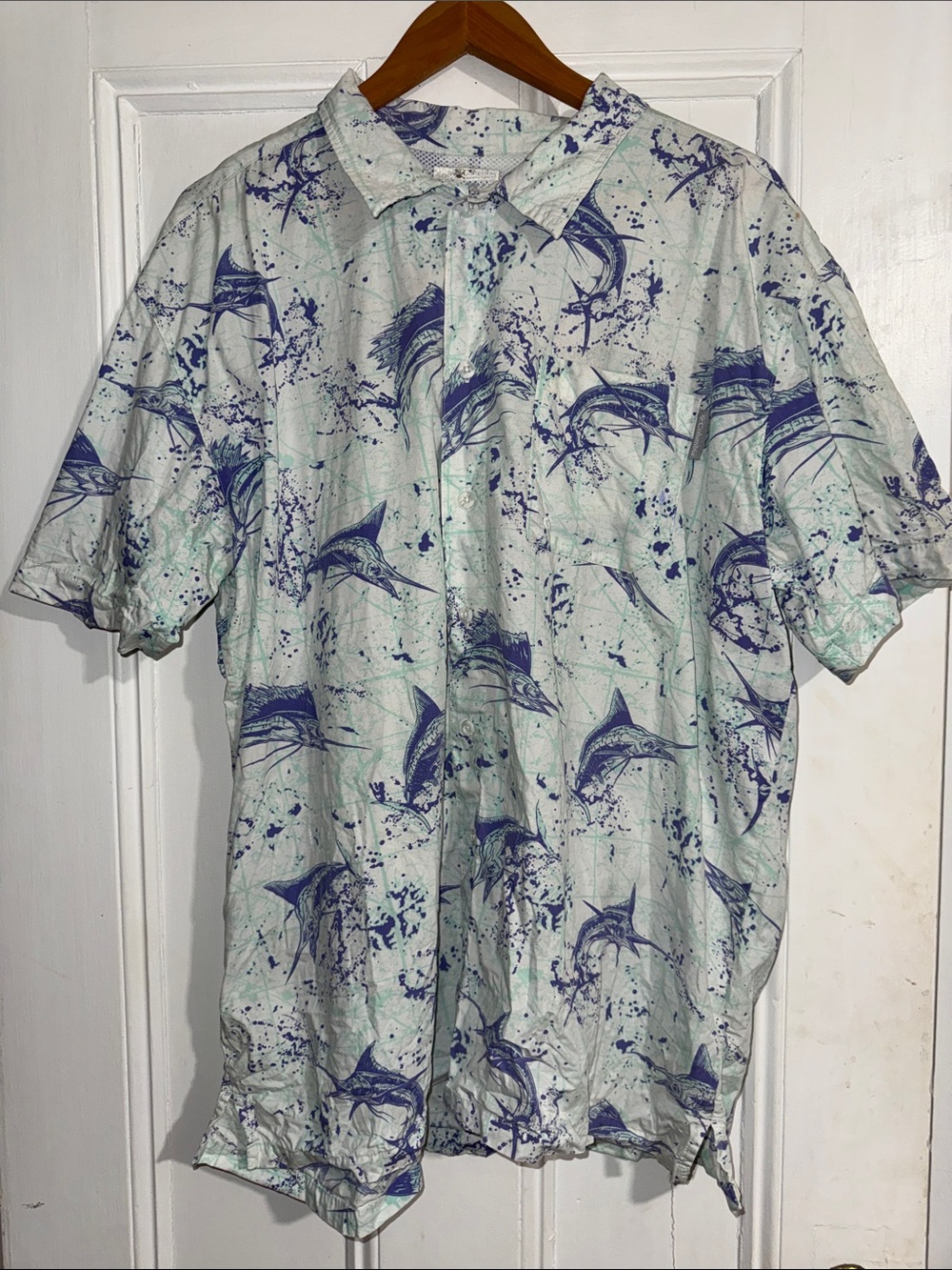 Light Aqua Men’s Short-Sleeve Shirt with Blue Marlin Print